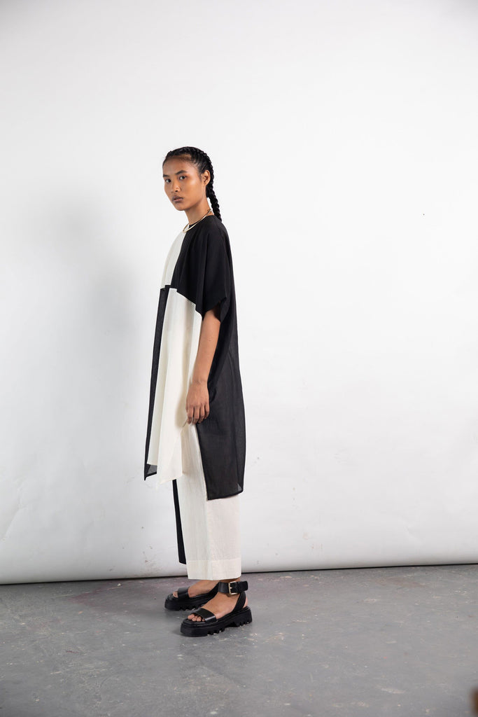 Duality Kaaftan Kurta - OFRIDA INDIA