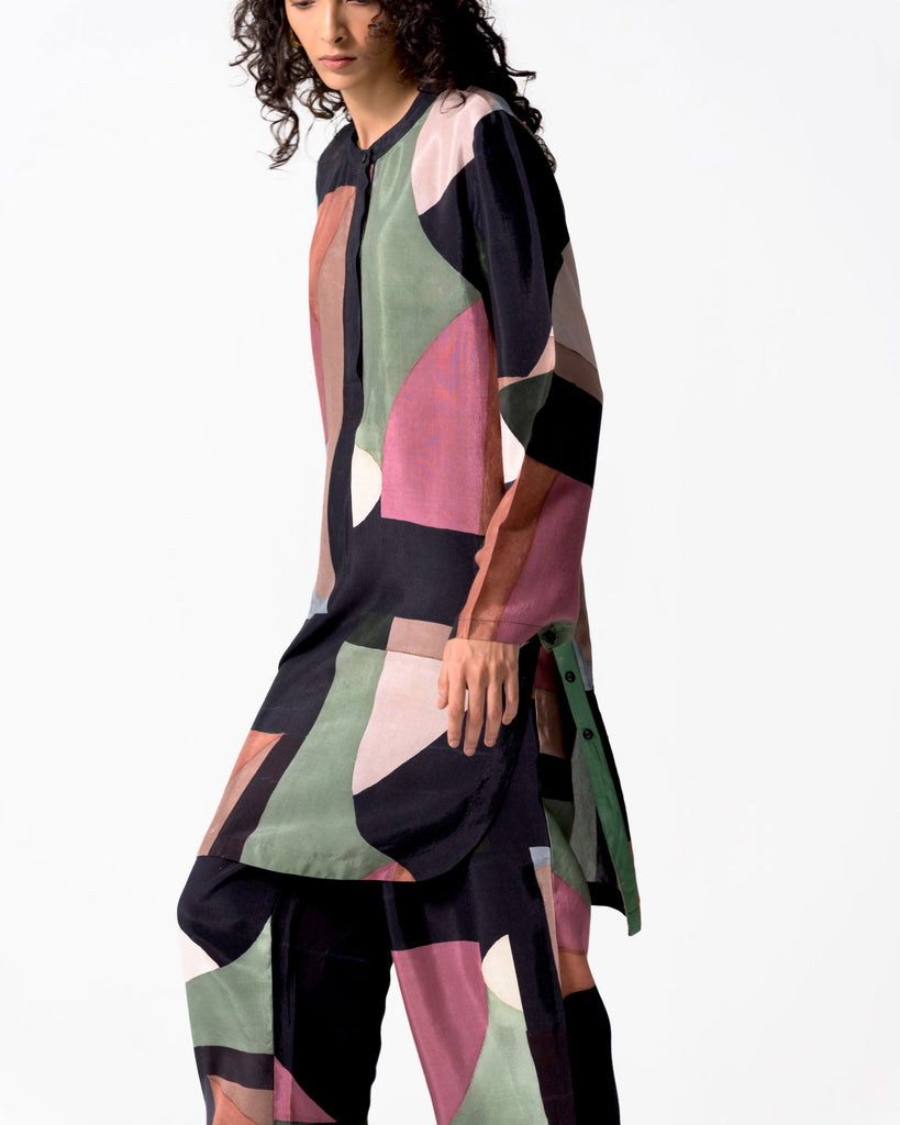 Geo Mantesh Kd (Silk) - OFRIDA INDIA