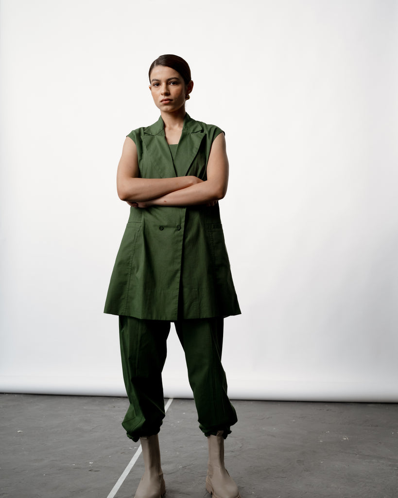 Green Sleeveless Jacket - OFRIDA INDIA